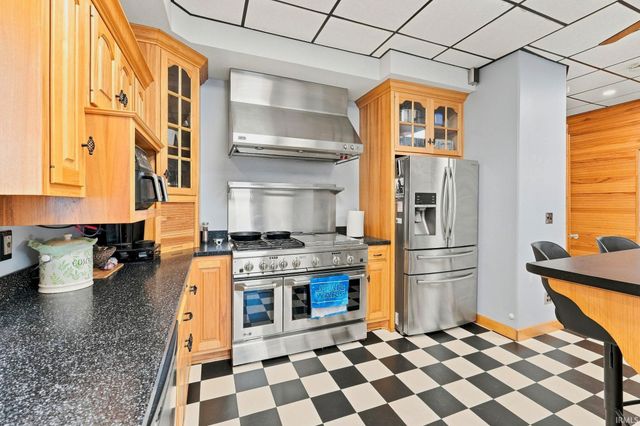 1160 Poplar Street, Huntington, IN 46750