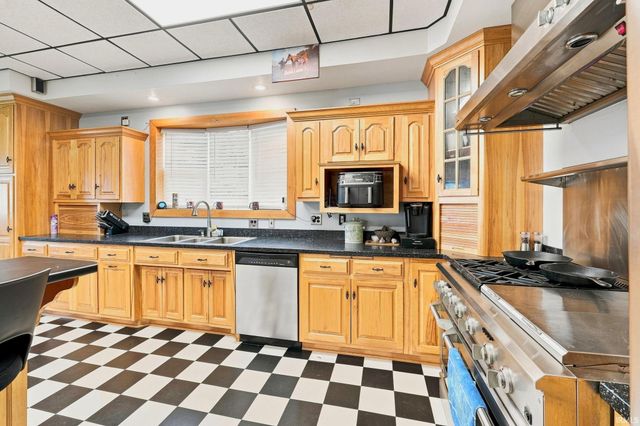 1160 Poplar Street, Huntington, IN 46750
