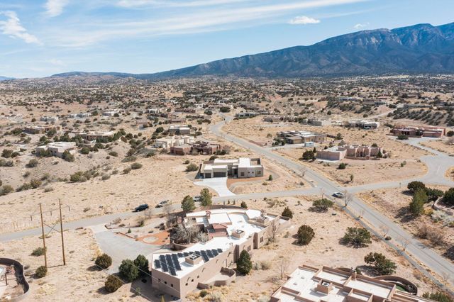 2 Brazos Trail, Placitas, NM 87043