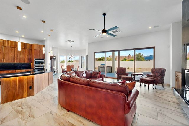 2 Brazos Trail, Placitas, NM 87043