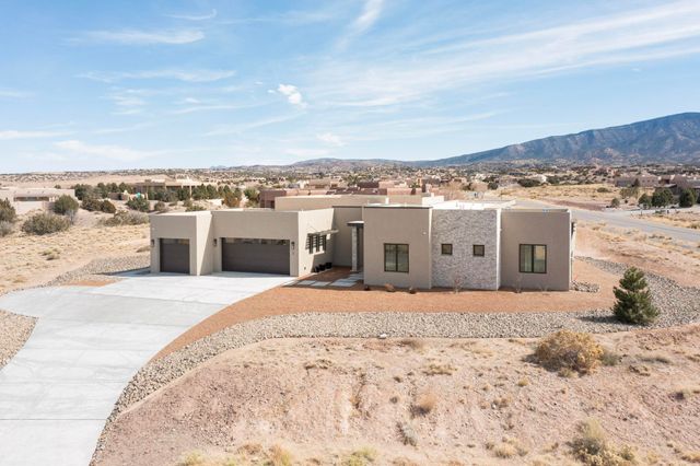 2 Brazos Trail, Placitas, NM 87043