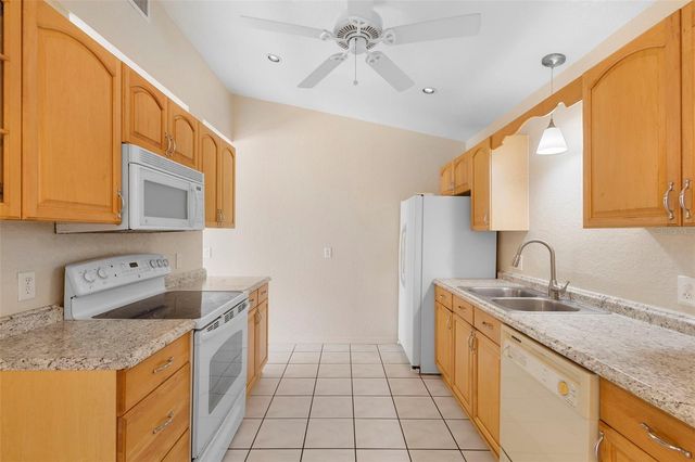 1450 2ND AVENUE, Deland, FL 32724