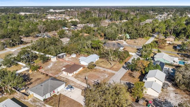 1450 2ND AVENUE, Deland, FL 32724