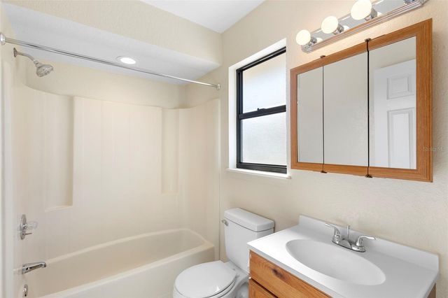 1450 2ND AVENUE, Deland, FL 32724