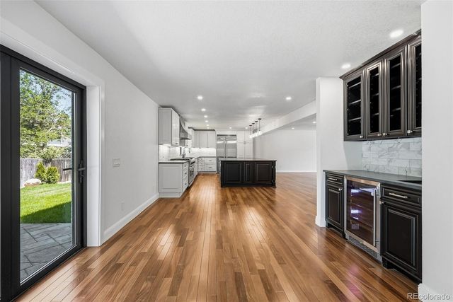 5557 S Hillside Street, Greenwood Village, CO 80111