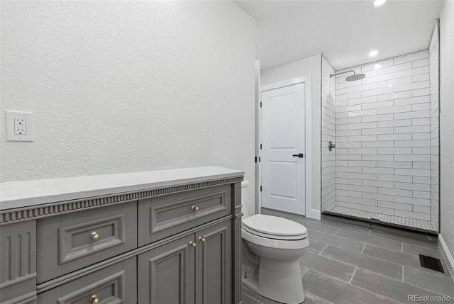 5557 S Hillside Street, Greenwood Village, CO 80111