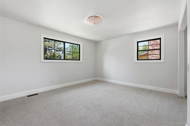 5557 S Hillside Street, Greenwood Village, CO 80111