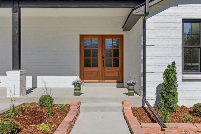 5557 S Hillside Street, Greenwood Village, CO 80111