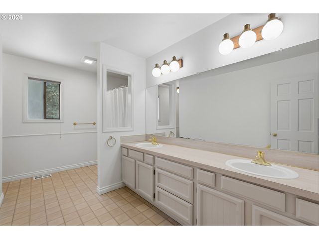 15508 Ne 28TH Ave, Vancouver, WA 98686