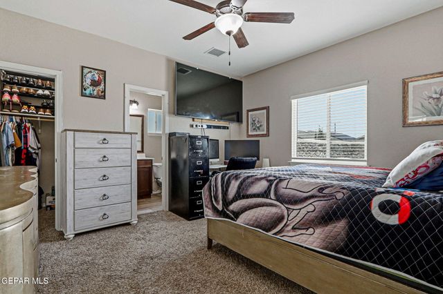 10128 Red Valley, Socorro, TX 79927
