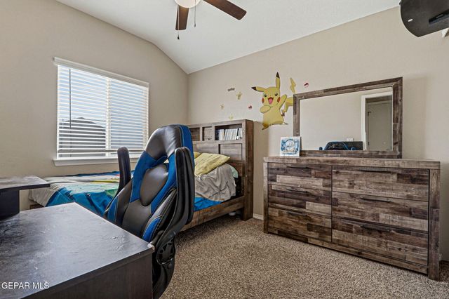 10128 Red Valley, Socorro, TX 79927