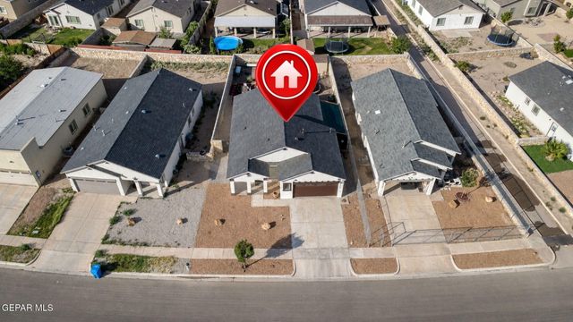 10128 Red Valley, Socorro, TX 79927