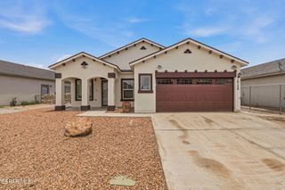 10128 Red Valley, Socorro, TX 79927