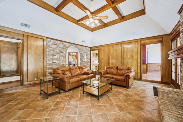 3910 Cross Bend Court, Arlington, TX 76016