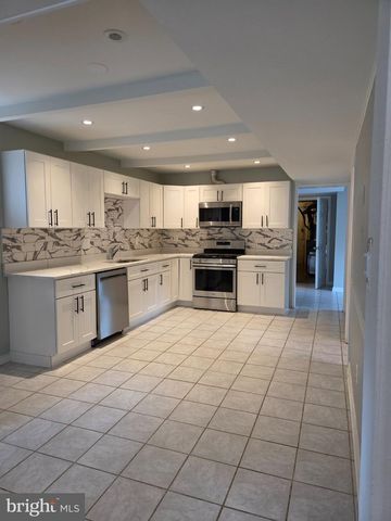 6703 HUNTSMAN BLVD, Springfield, VA 22152