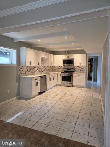 6703 HUNTSMAN BLVD, Springfield, VA 22152