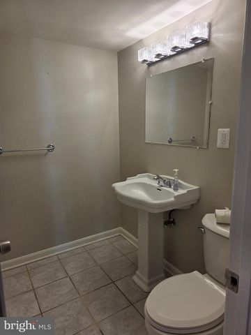 6703 HUNTSMAN BLVD, Springfield, VA 22152