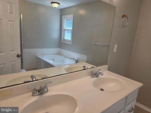 6703 HUNTSMAN BLVD, Springfield, VA 22152