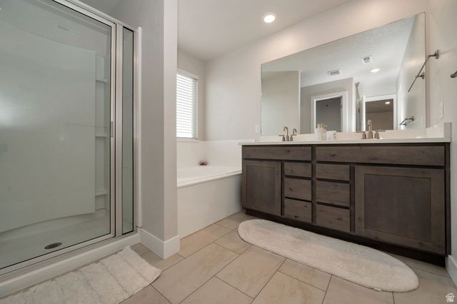 5907 S CROWN PARK CV, Kearns, UT 84118