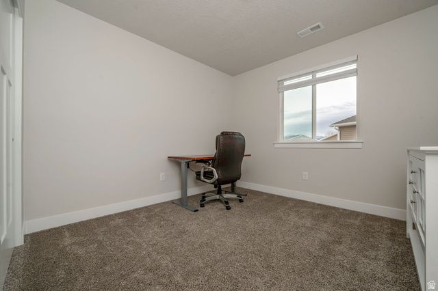 5907 S CROWN PARK CV, Kearns, UT 84118