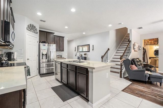 15561 STONE HOUSE DRIVE, Brooksville, FL 34604