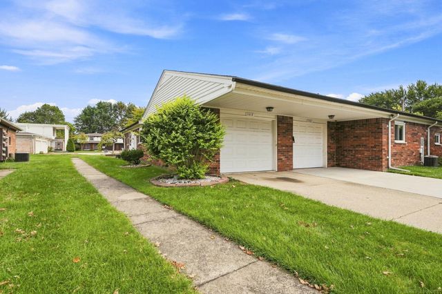 11819 Meadow Lane Drive, Warren, MI 48093