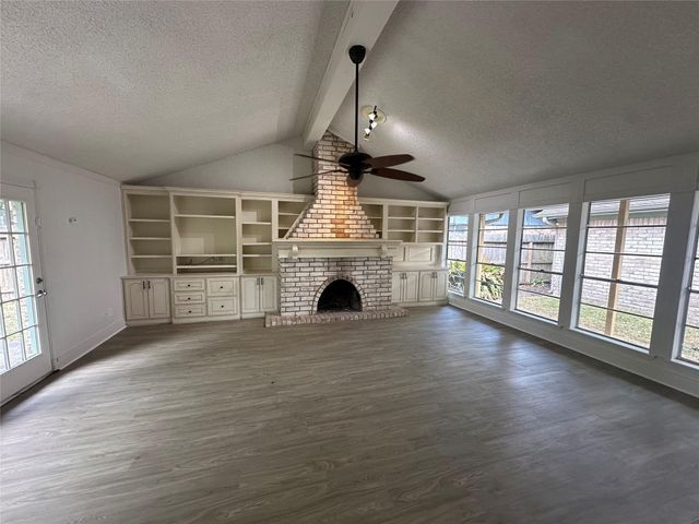 743 Voyager Drive, Houston, TX 77062