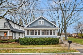 225 N State Street, Addison, IL 60101