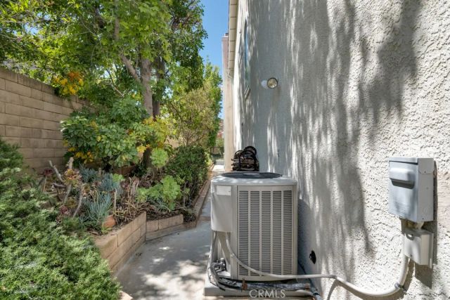 19954 Crystal Hills Lane, Porter Ranch, CA 91326