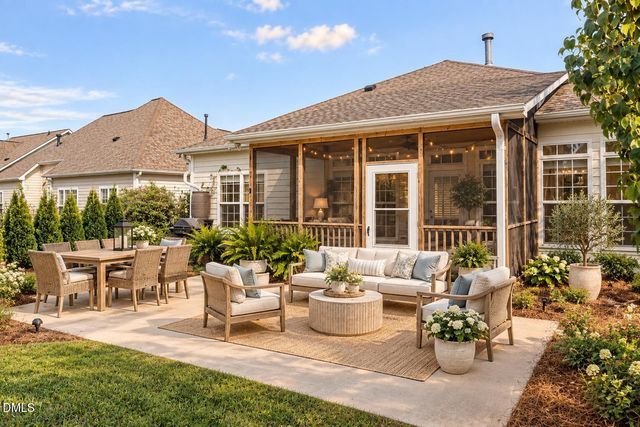 914 Tupelo Glen Court, Fuquay Varina, NC 27526