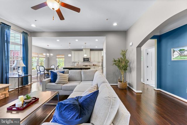 7918 MCNEAL FARM CIR, Baltimore, MD 21237