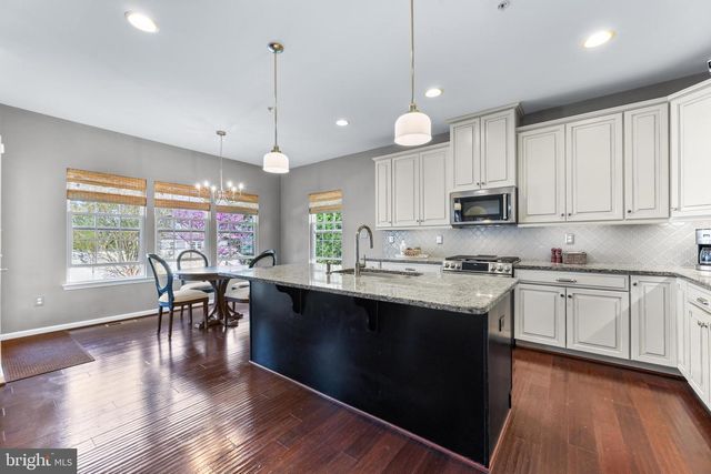 7918 MCNEAL FARM CIR, Baltimore, MD 21237