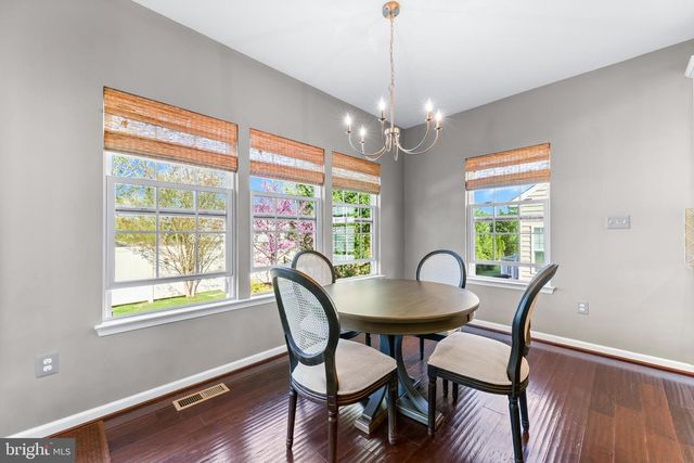 7918 MCNEAL FARM CIR, Baltimore, MD 21237