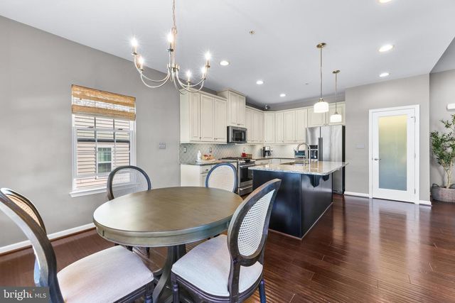 7918 MCNEAL FARM CIR, Baltimore, MD 21237