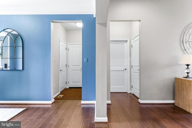 7918 MCNEAL FARM CIR, Baltimore, MD 21237