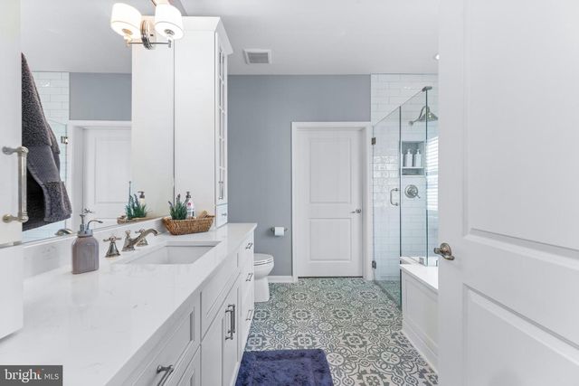 7918 MCNEAL FARM CIR, Baltimore, MD 21237