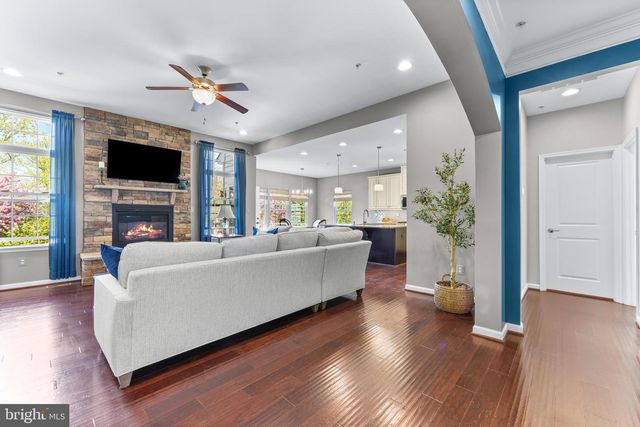 7918 MCNEAL FARM CIR, Baltimore, MD 21237