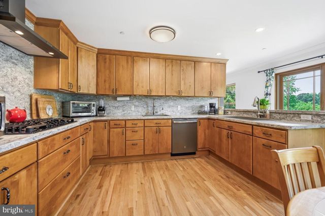 28674 EDGEMERE RD, Easton, MD 21601