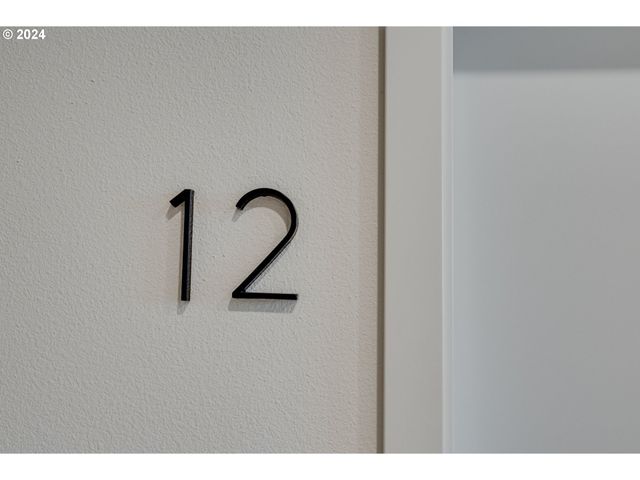 4329 N MISSISSIPPI Ave 9, Portland, OR 97217