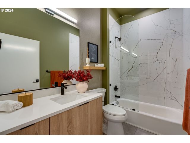 4329 N MISSISSIPPI Ave 9, Portland, OR 97217