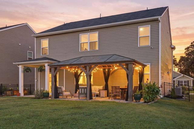 2297 Ainsley Dr., Little River, SC 29566