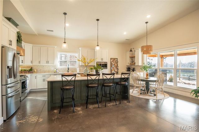 614 Water Tower Road, Van Buren, MO 63965