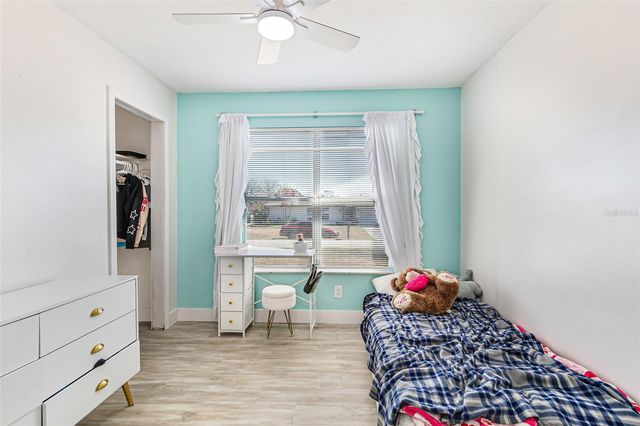 323 GREENWOOD AVENUE, Lehigh Acres, FL 33936