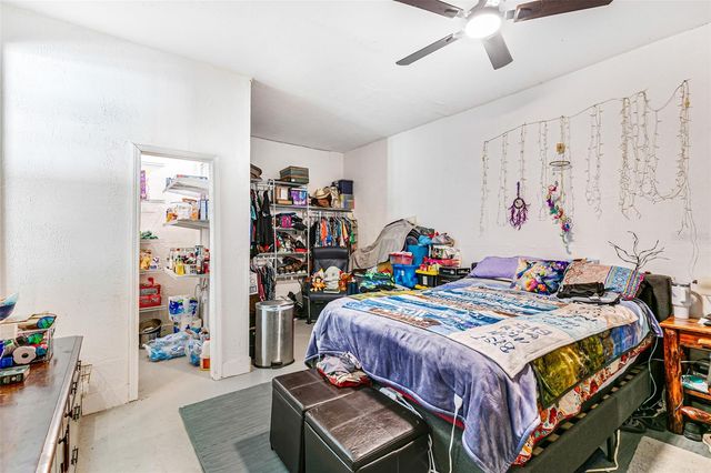 323 GREENWOOD AVENUE, Lehigh Acres, FL 33936