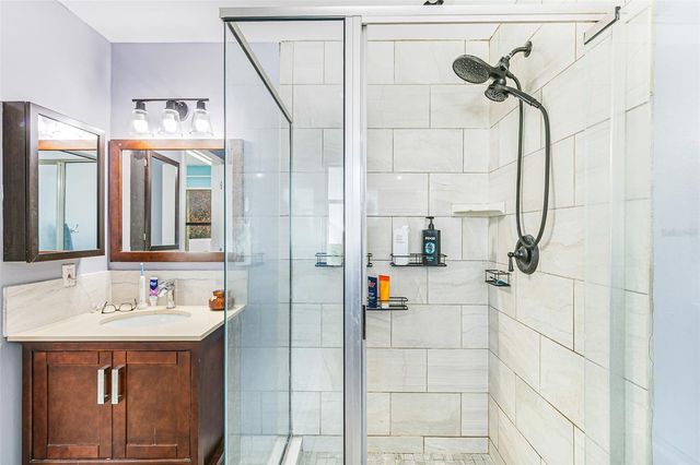 323 GREENWOOD AVENUE, Lehigh Acres, FL 33936