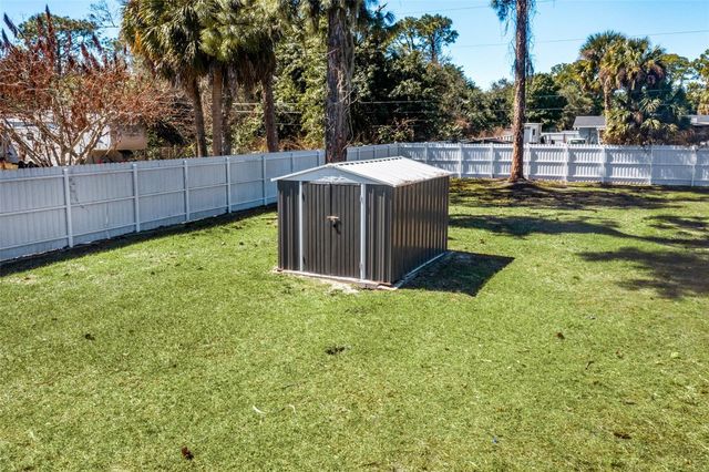 323 GREENWOOD AVENUE, Lehigh Acres, FL 33936