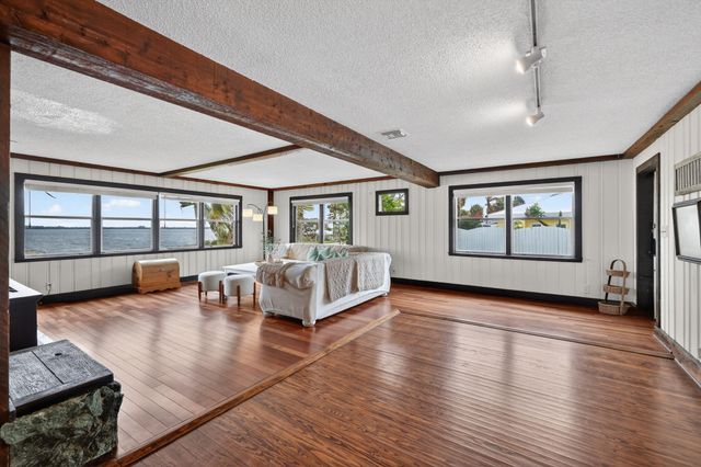 4490 NE Indian River Drive, Jensen Beach, FL 34957