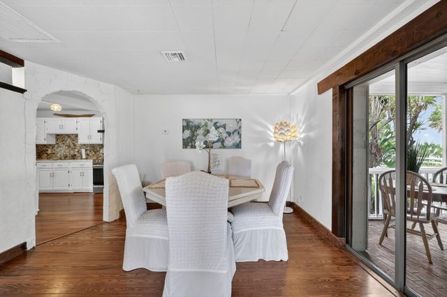 4490 NE Indian River Drive, Jensen Beach, FL 34957