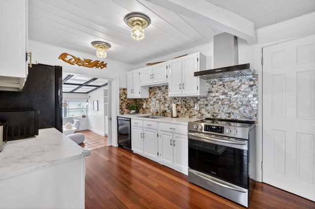 4490 NE Indian River Drive, Jensen Beach, FL 34957