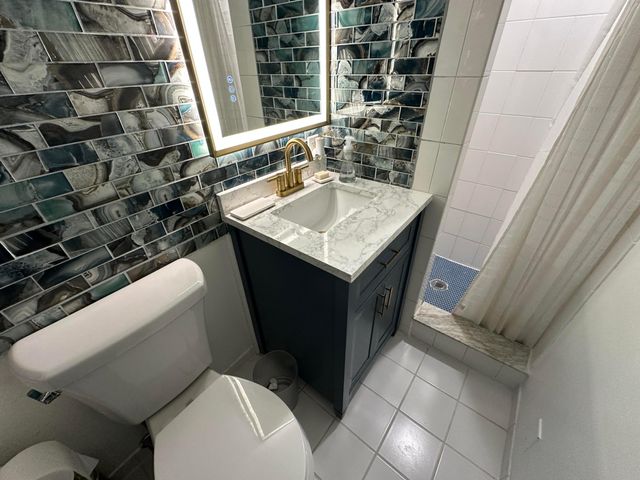 4490 NE Indian River Drive, Jensen Beach, FL 34957